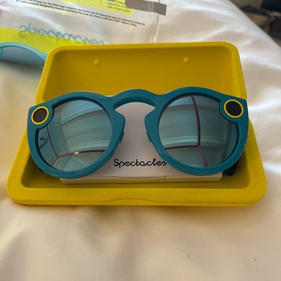 Snapchat Spectacles - Original First Gen 2016 Teal - Picture 3 of 7